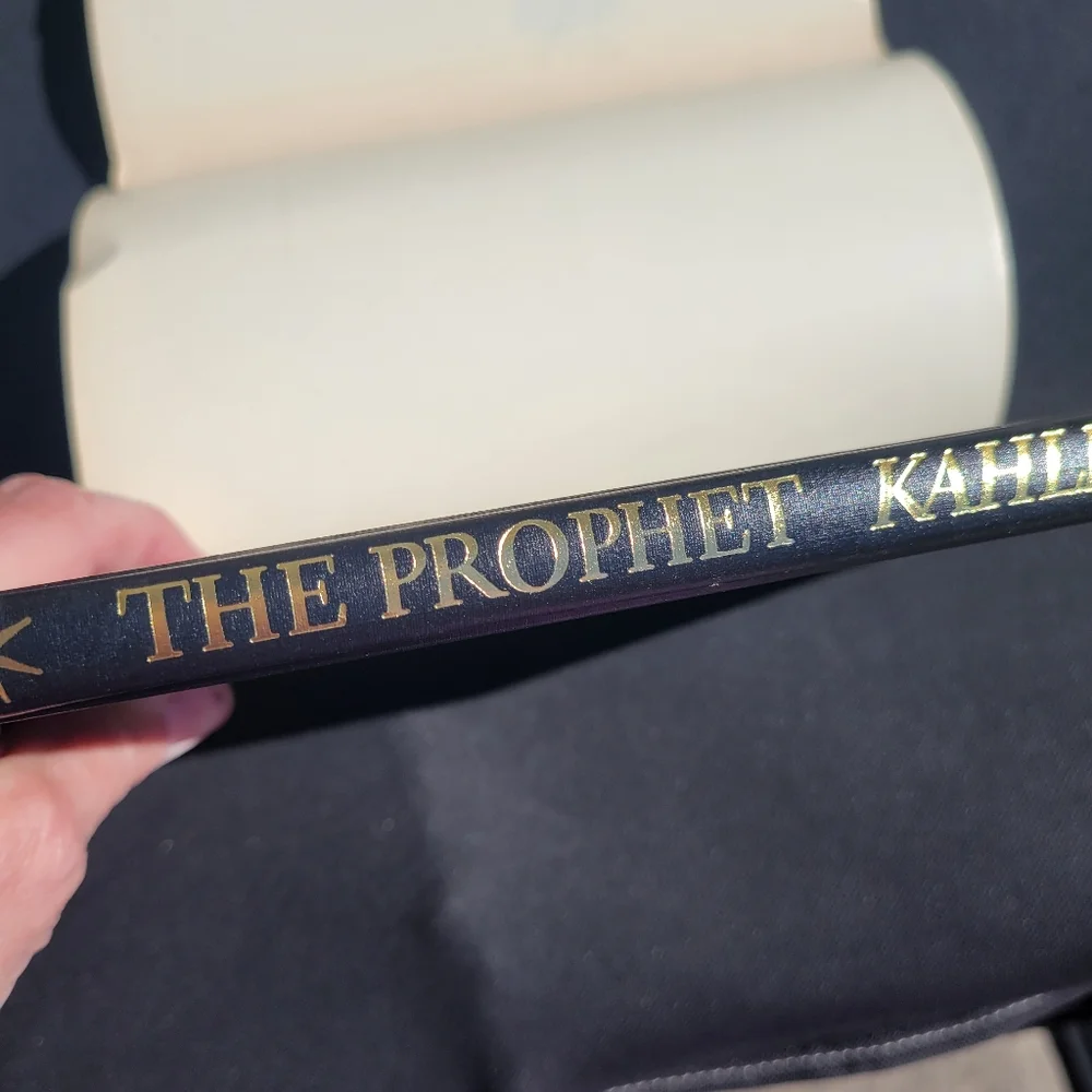 The Prophet by Kahlil Gibran Hardcover Book 1982 Edition ~ GUC